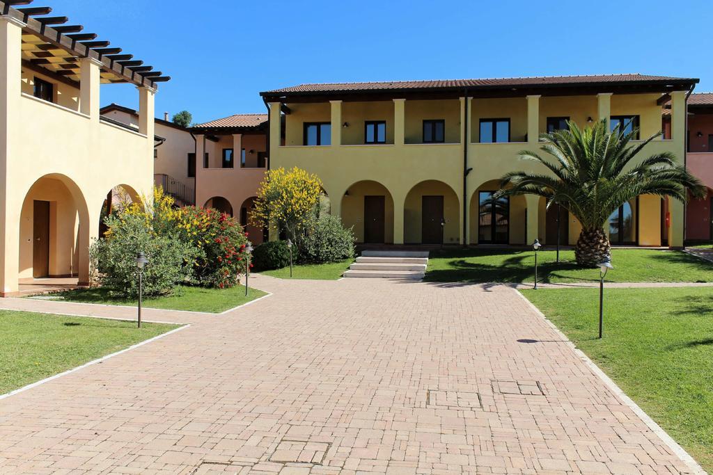 فينتورينا تيرمي Le Corti Del Sole Residence المظهر الخارجي الصورة